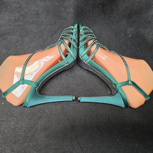 E! Live From The Red Carpet Emerald Green Rhinestone Strap Peep Toe High Heel - Picture 4 of 11